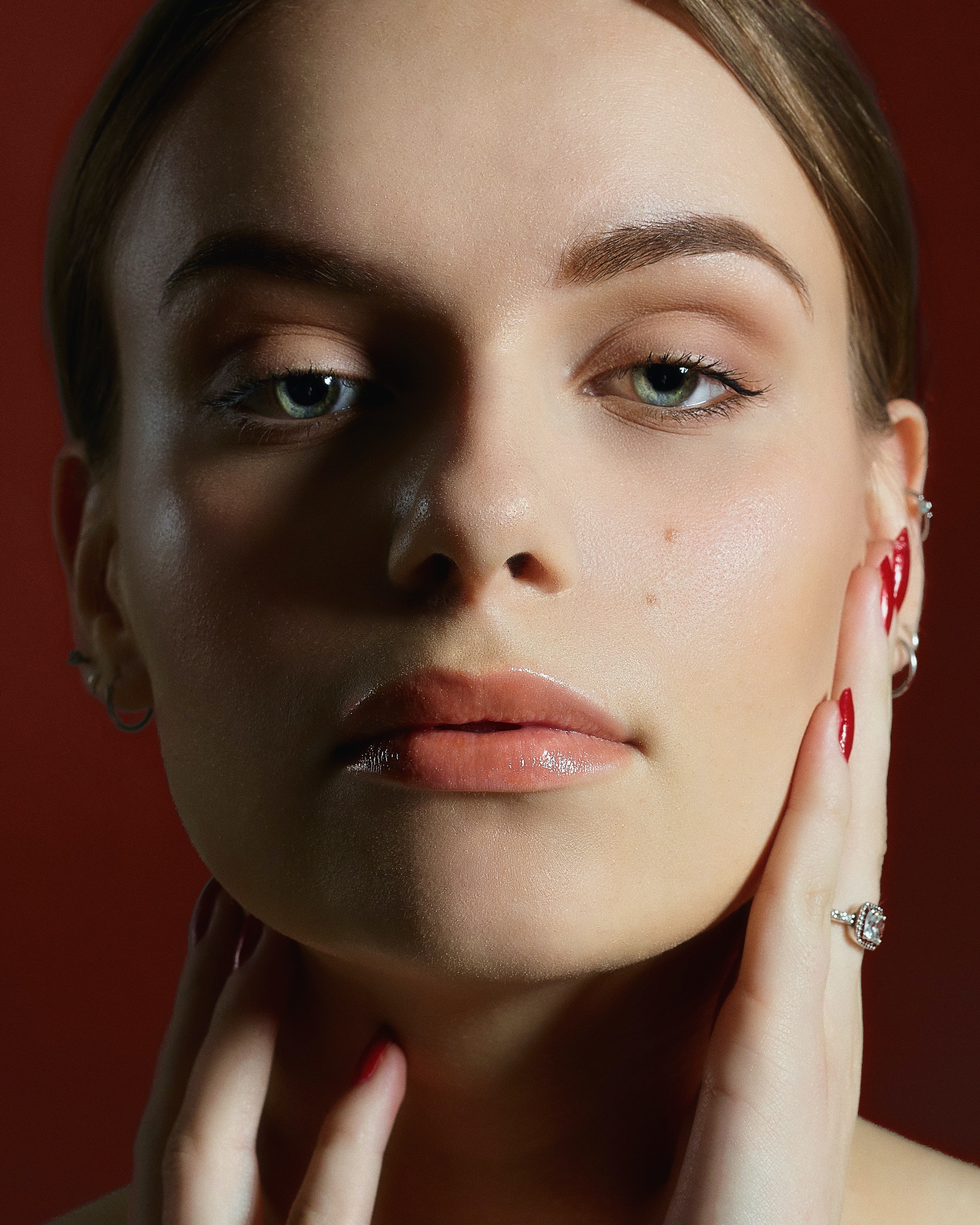 Bold graphic black eye makeup